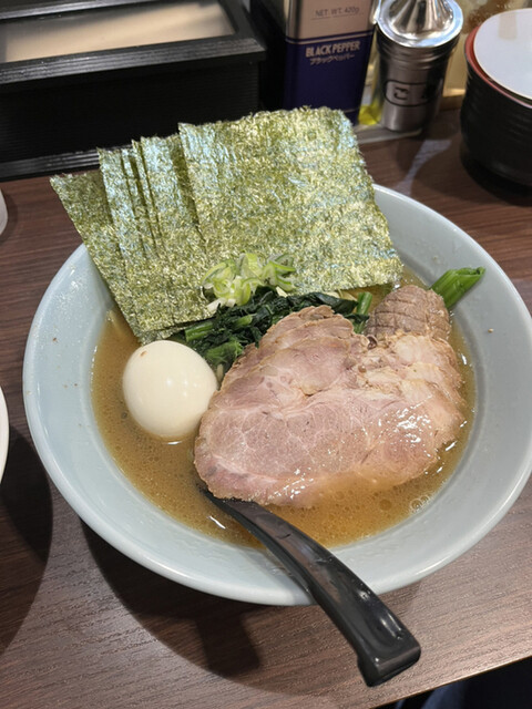 横浜家系らーめん侍 渋谷本店的實拍高清圖