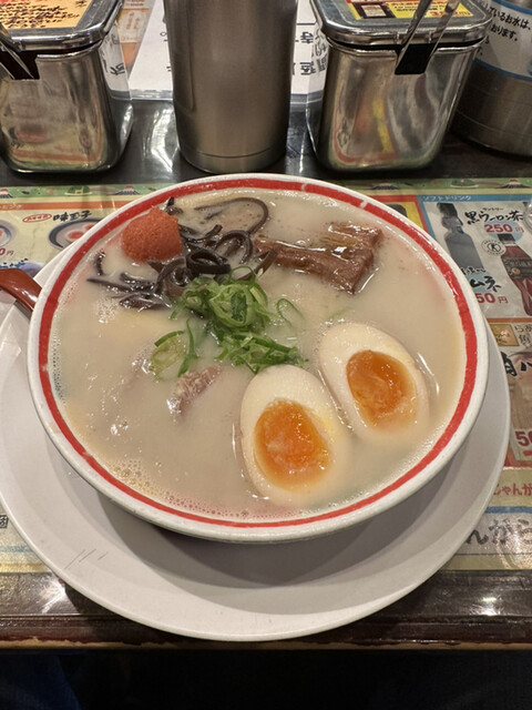 九州じゃんがららあめん 銀座店的实拍高清图