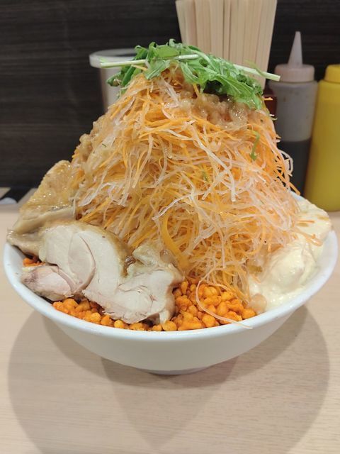 ラーメン 鷹の目 蒲田店的實拍圖