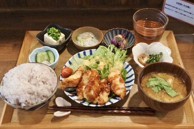 ごはんとお菓子 none的實拍高清圖