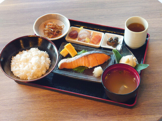 recommendations image for UMEDAHOLIC HOTEL cafe & bar