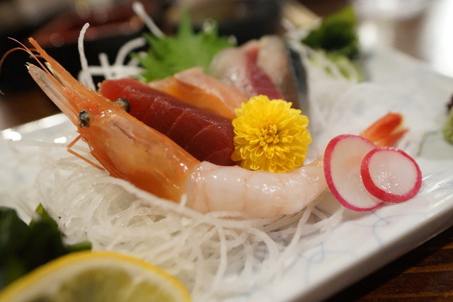 一つ屋根の下的實拍高清圖