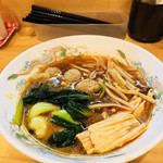 七色麻辣湯的实拍图