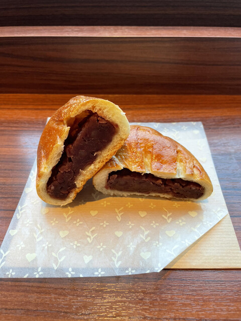 ブランジェリー ラ・フォンティヌ・ドゥ・ルルド的实拍高清图