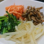 明月苑的实拍图