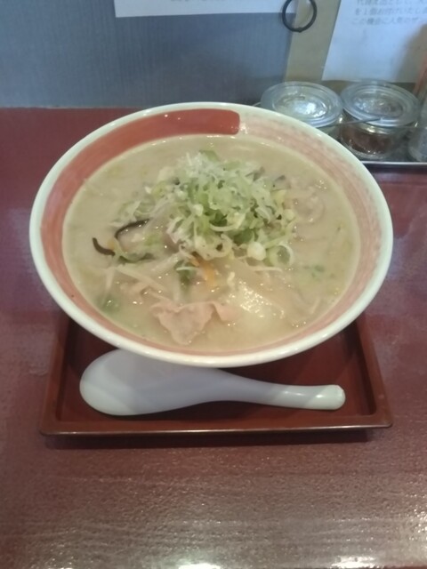 ラーメン やつや的实拍高清图