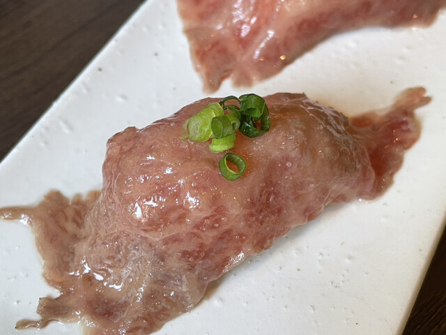 吉祥寺 肉ドレス海鮮丼 渋谷道玄坂店的實拍高清圖