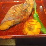 魚と旬菜と日本酒　炙りのどまん中的实拍图