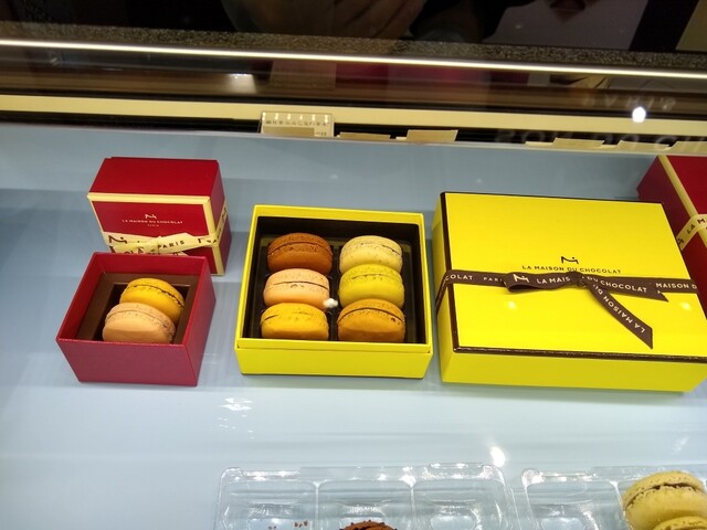 recommendations image for ラ・メゾン・デュ・ショコラ 大阪タカシマヤ店
