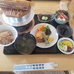 時金食堂的实拍图