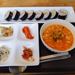 韓国料理 内房的实拍图