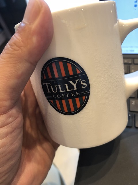 タリーズ コーヒー 青山一丁目店的实拍高清图