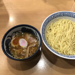 中華そば 青葉 池袋サンシャイン店的實拍圖