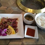 焼肉 徳寿 K-place的实拍图