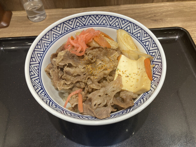 吉野家 環状７号線豊玉南店的实拍高清图