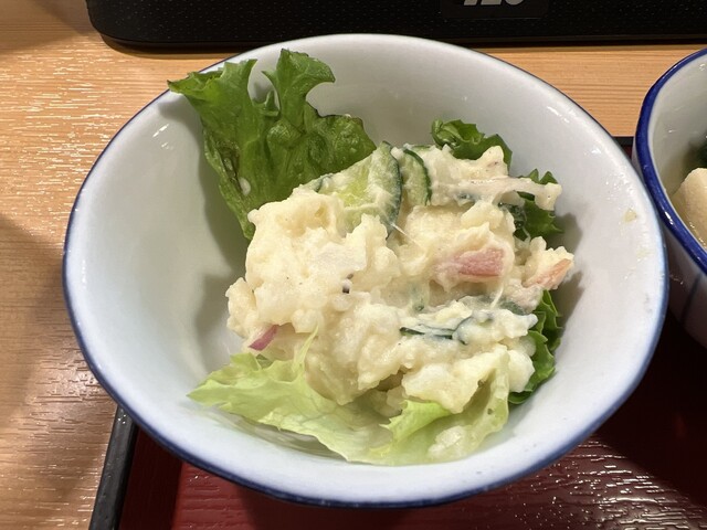 炭火焼魚定食と釜戸ごはん 天四食堂的實拍高清圖