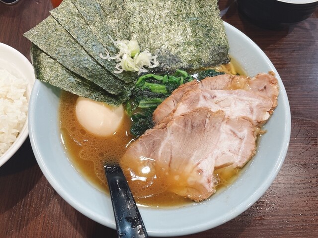 横浜家系らーめん侍 渋谷本店的實拍高清圖