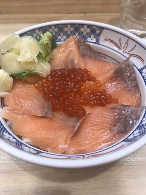 磯丸水産 池袋西口2号店的实拍高清图