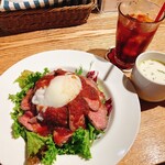 カフェゼノン＆ゼノンサカバ 吉祥寺店的实拍图