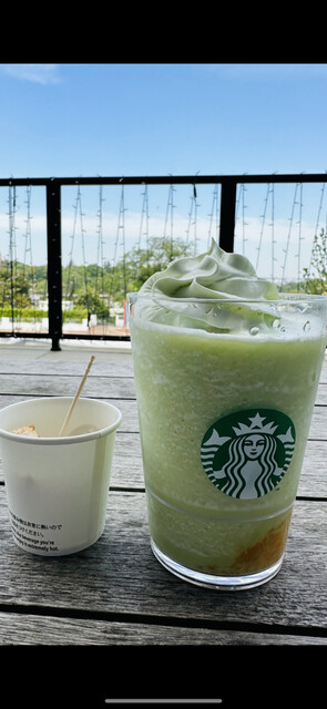スターバックスコーヒー よみうりランドグッジョバ!!店的實拍高清圖