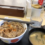 松屋 天神店的实拍图