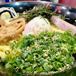 東京油組総本店 赤坂見附組的实拍图