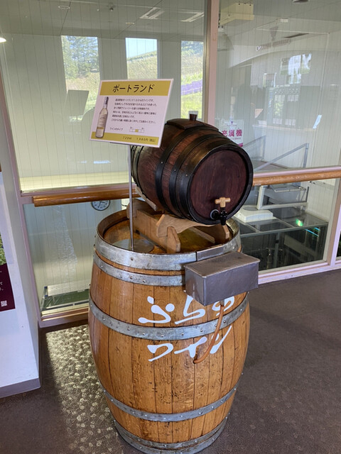 富良野市ぶどう果樹研究所 売店的實拍高清圖