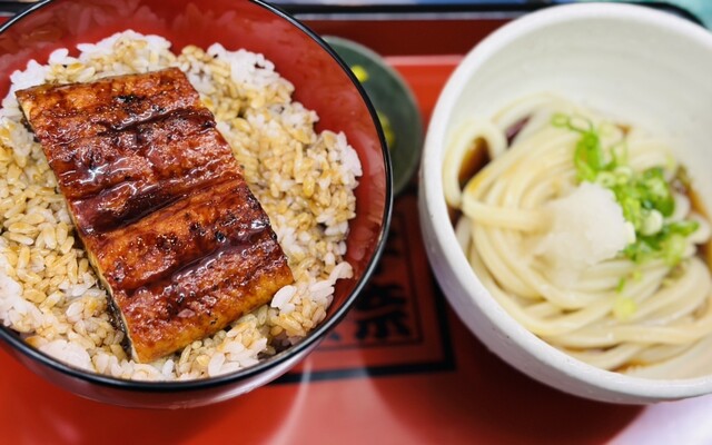 名代 宇奈とと 香里園店的實拍高清圖