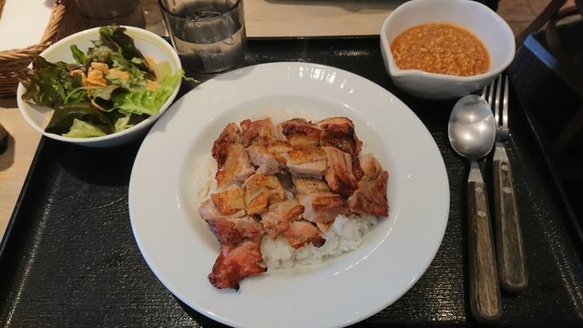 麺料理とアジアンごはん 晴蔵的實拍高清圖