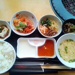 recommendations for 焼肉トラジ PARAM カレッタ汐留店