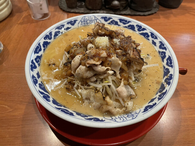 九州らーめん亀王 難波ＮＧＫ前店的實拍高清圖