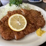 とんかつみた村的实拍图
