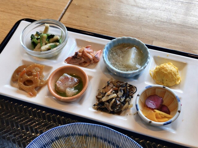 recommendations image for 産直鮮魚と炊きたて土鍋ご飯の居酒屋 市場小路 イオンモール京都桂川店