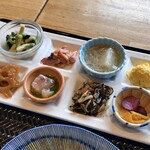 recommendations for 産直鮮魚と炊きたて土鍋ご飯の居酒屋 市場小路 イオンモール京都桂川店