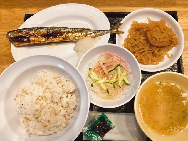 監獄食堂的實拍高清圖