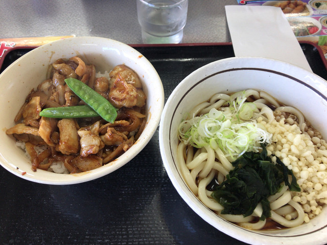 山田うどん 多摩大橋店的實拍高清圖