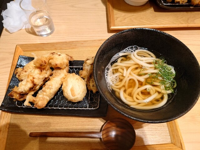 本町製麺所 天 ルクア大阪店的实拍高清图