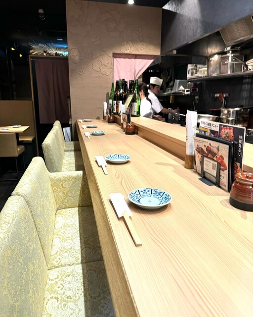元祖ぶっち切り寿司 魚心 心斎橋店的實拍高清圖