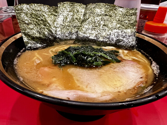 横浜家系総本山 吉村家直系店 ラーメン内田家的實拍高清圖
