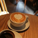 ブルーボトルコーヒー 京都六角カフェ的实拍图