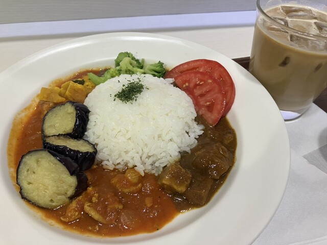 BOOK COMPASS Cafe エキュート東京店的实拍高清图