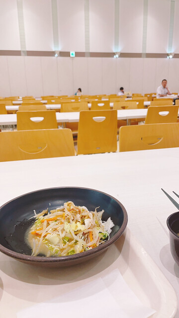 都庁第二本庁舎4階職員食堂的实拍高清图