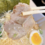 塩豚骨らーめん たちひら的實拍圖