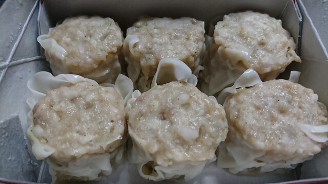 551蓬莱 JR大阪駅御堂筋口店的實拍高清圖