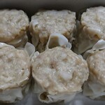 551蓬莱 JR大阪駅御堂筋口店的實拍圖