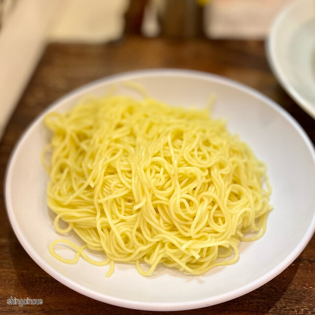 九州じゃんがららあめん 原宿店的實拍高清圖