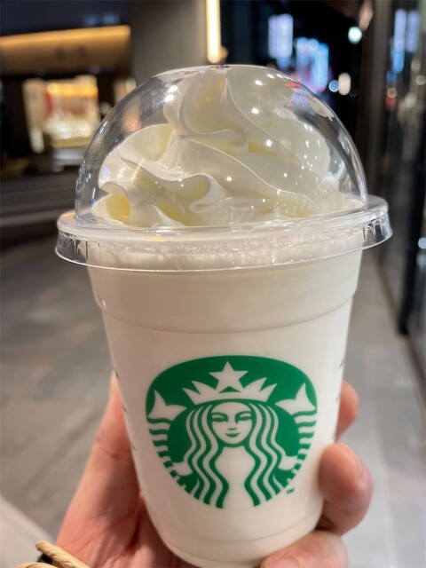 スターバックスコーヒー エトモ祐天寺店的实拍高清图