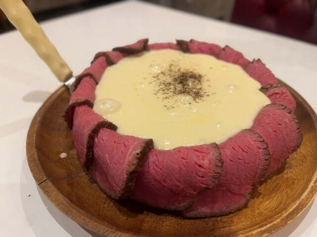 recommendations image for シカゴピザ＆スフレオムレツ Meat&Cheese ARK2nd 新宿店