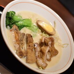 台北夜市 西新宿小田急第一生命ビル店的实拍图