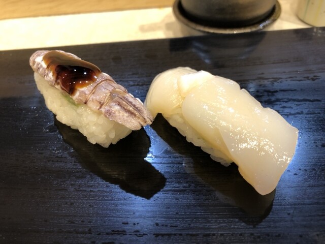 立喰い寿司 鮨處八千代 新宿三丁目店的實拍高清圖